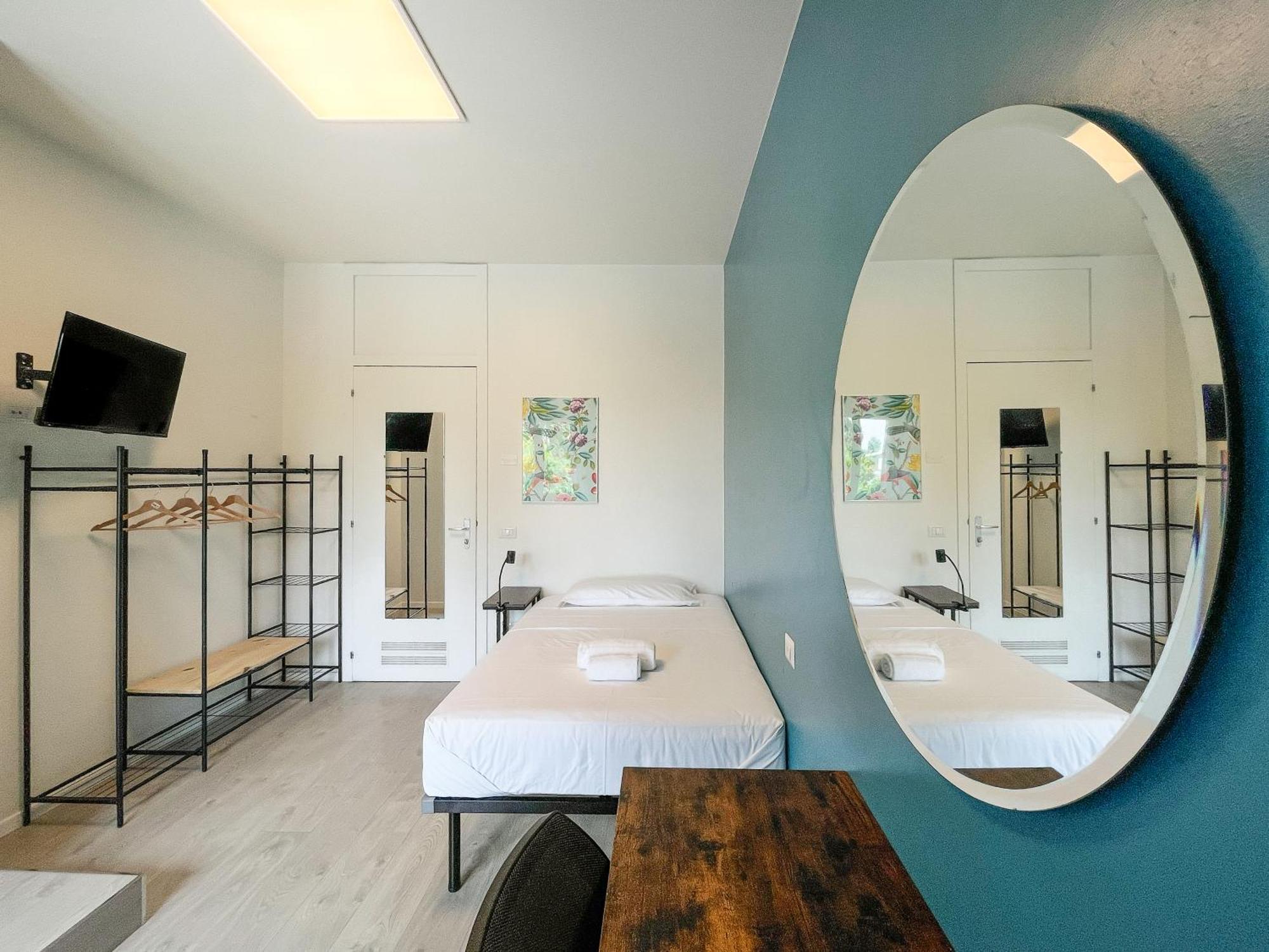 Rrrapido Colorful Rooms - Assago Kültér fotó