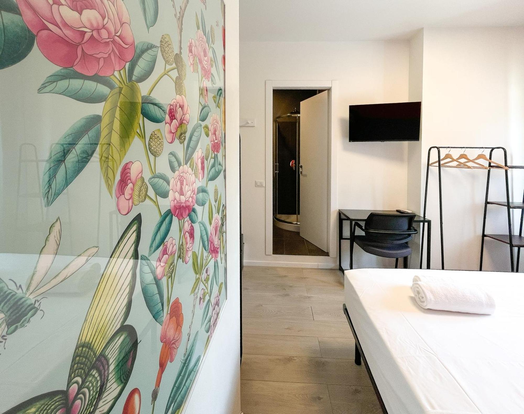 Rrrapido Colorful Rooms - Assago Szoba fotó